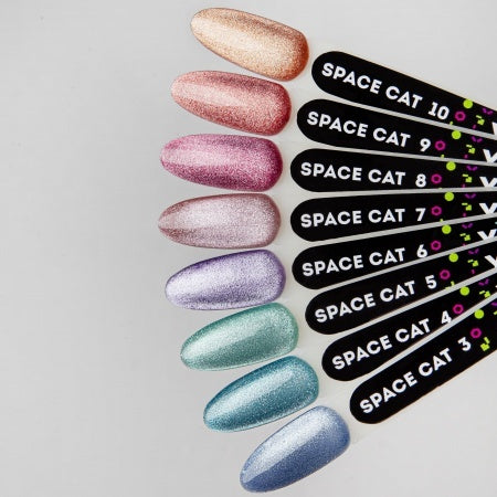 Vernis semi permanent space cat n°11